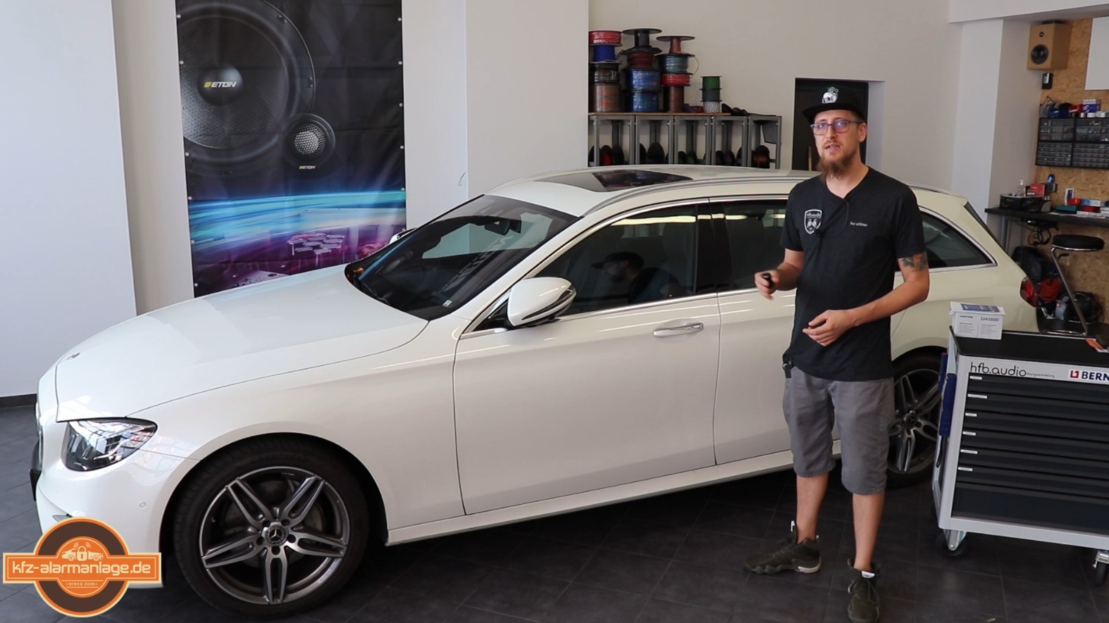 Verbau einer Alarmanlage als Diebstahlschutz in einer Mercedes E-Klasse W213