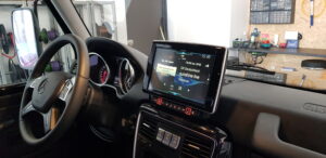 Alpine Radio in einer Mercedes G-Klasse
