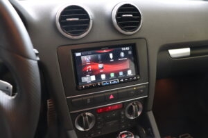 Autoradio-Umrüstung im Audi A3 8P - Jetzt mit Apple Carplay, Android Auto, USB, DAB+ us.w.