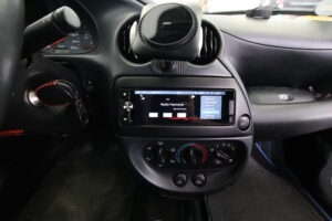 Autoradio-Umrüstung im Ford KA aus 2003 - Jetzt mit Apple Carplay, Android Auto, USB, DAB+ us.w.